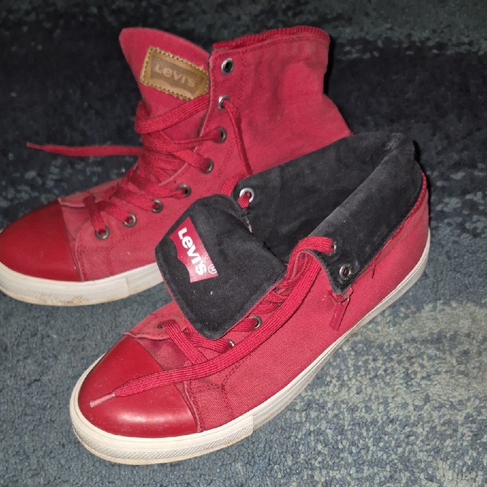 MENS LEVIS HI TOPS...SIZE 11...VGUC-EUC